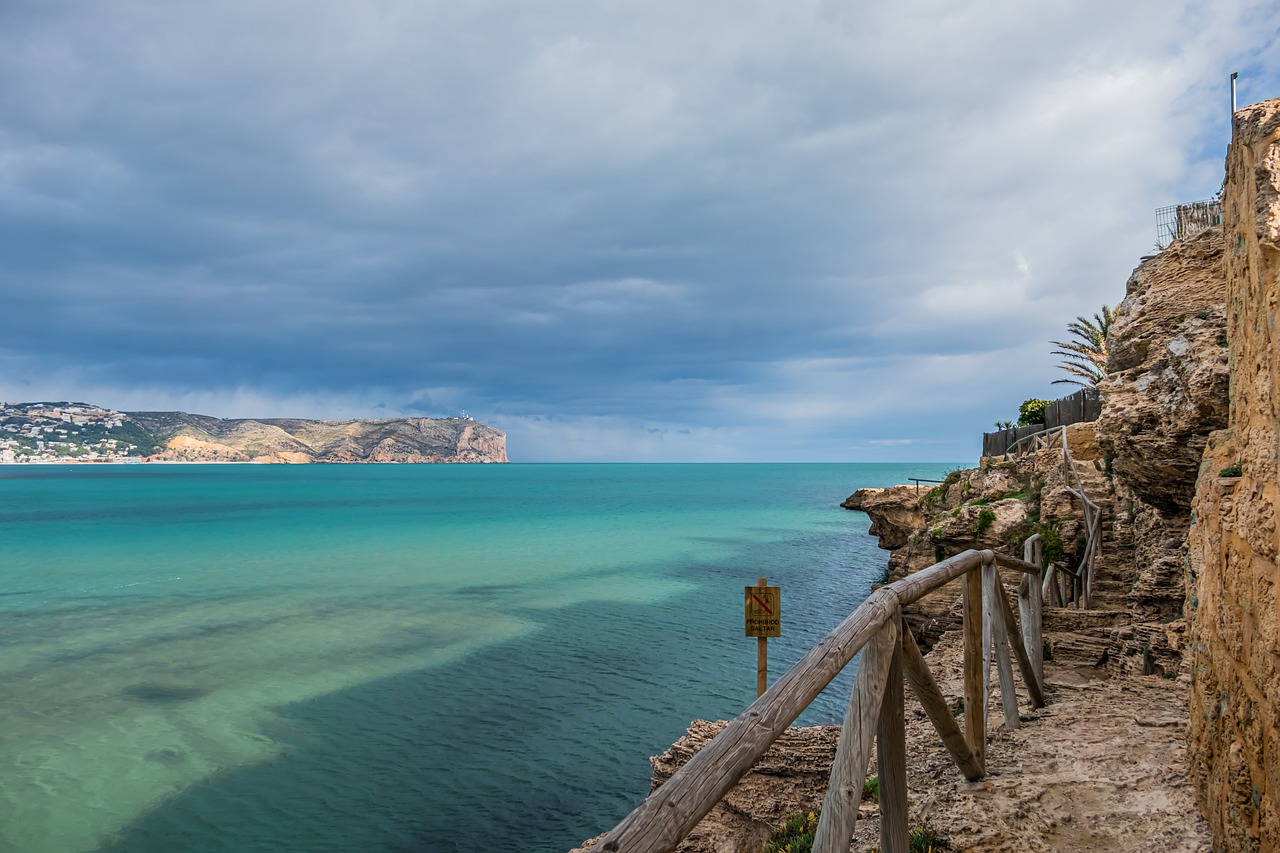 Woning kopen in Spanje: Villa's, appartementen en percelen beschikbaar bij Eurojavea om u te helpen uw ideale huis te vinden.